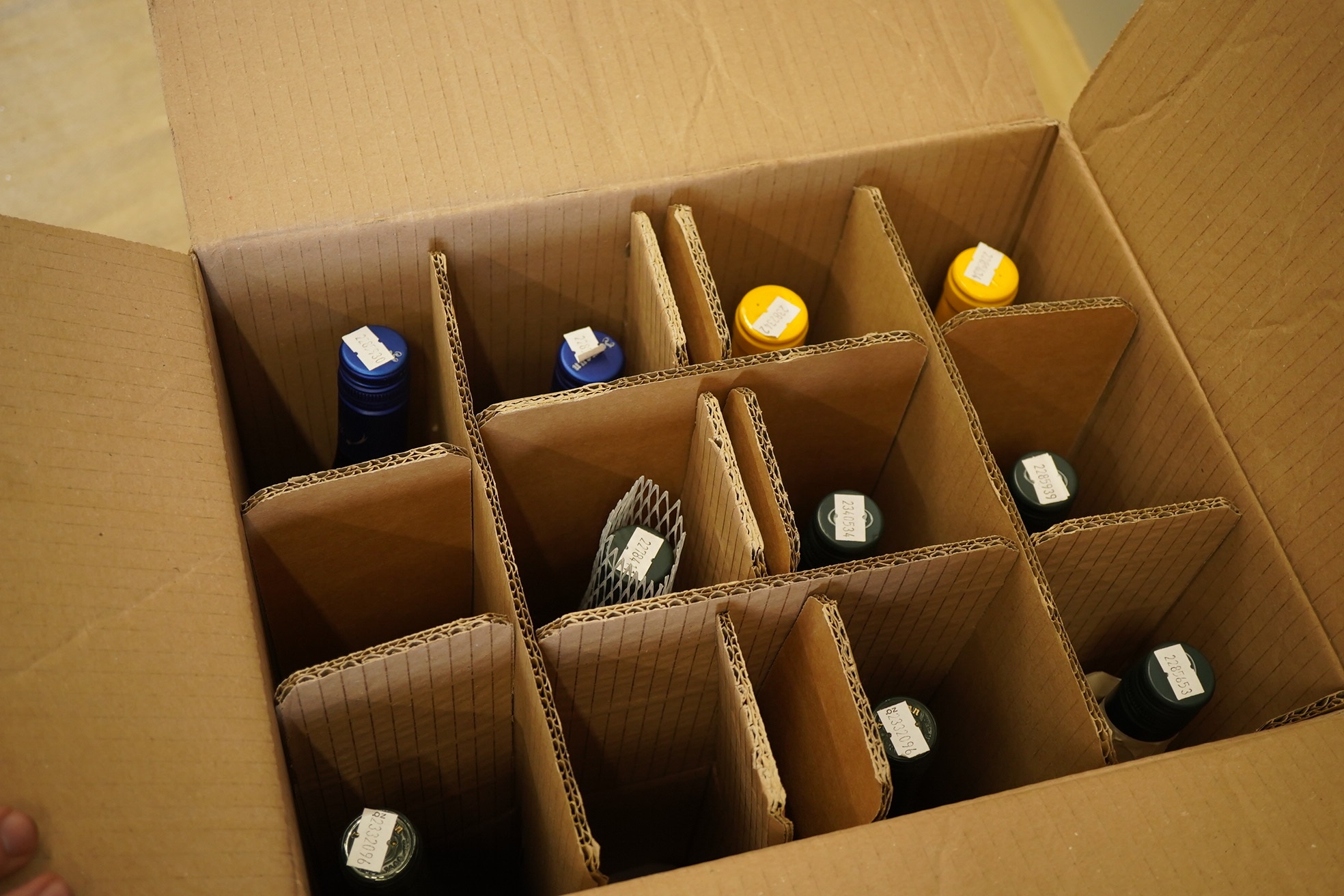 A mixed parcel of white wine